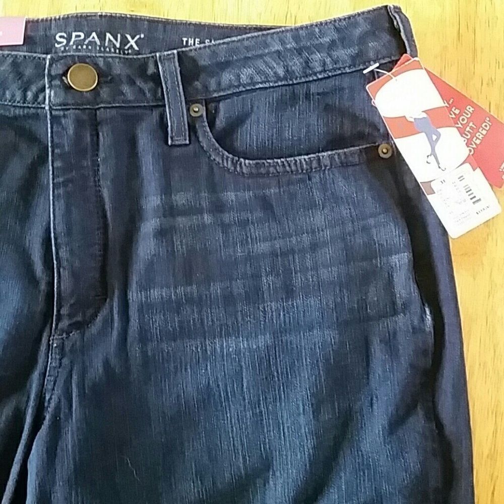 𝅺spanx CAPRIS